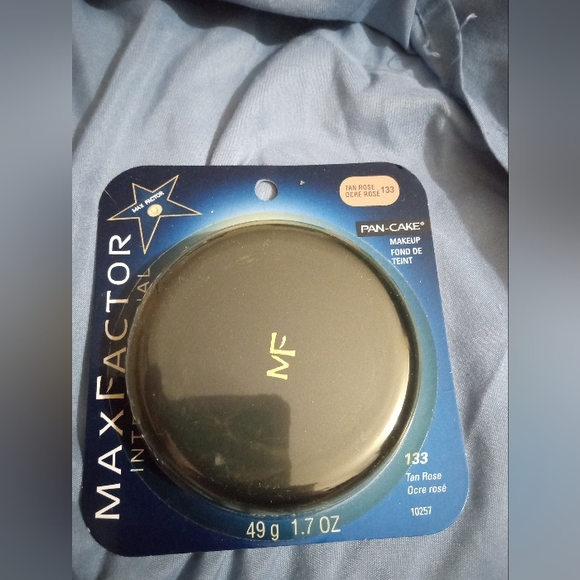 Sealed NIB VTG AUTHENTIC Max factor international pancake make-up tan rose #133 - Picture 2 of 5